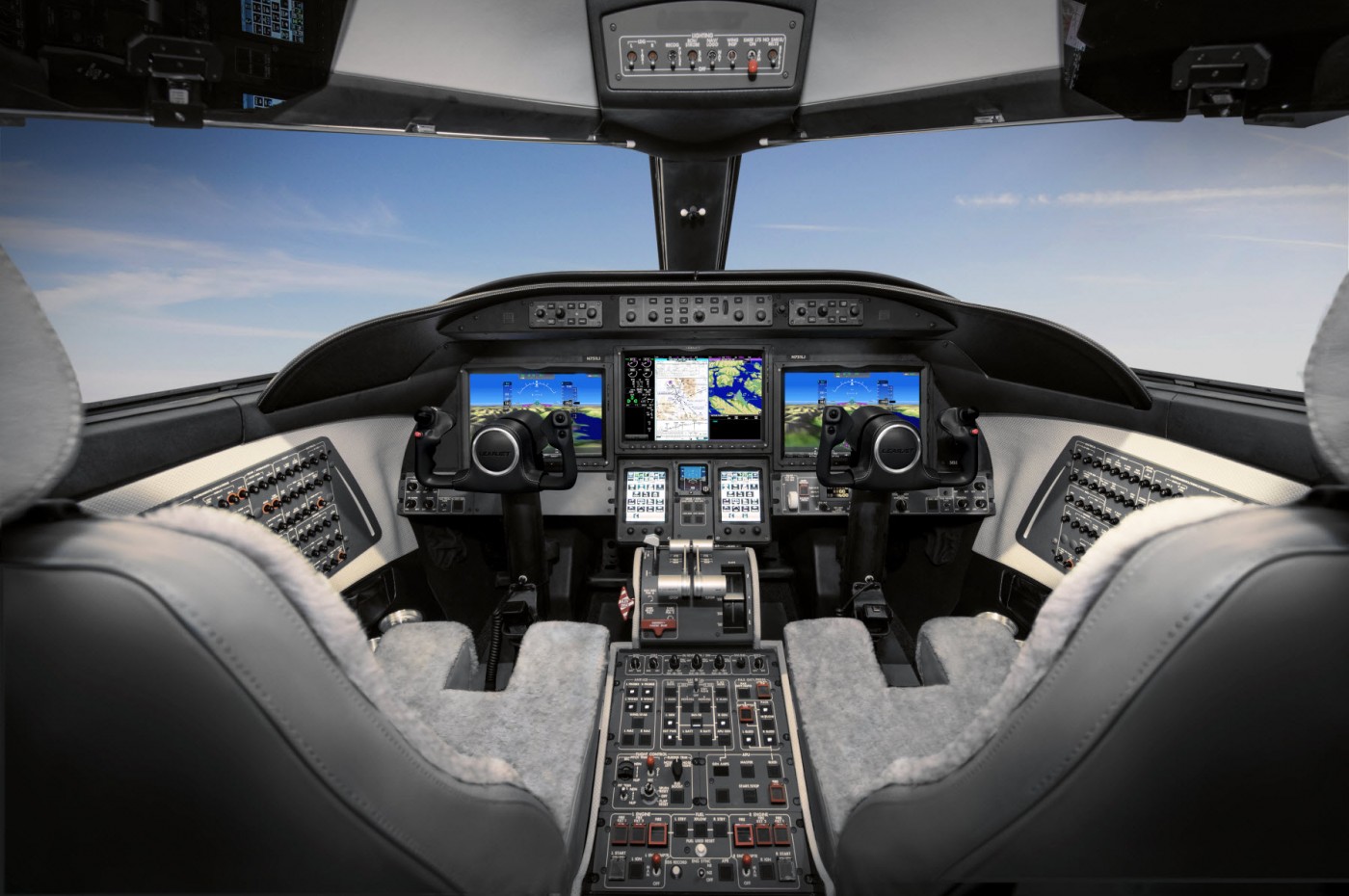 Garmin® G5000® avionics suite retrofit for Learjet 70 and 75